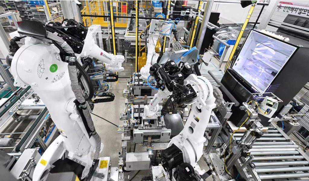 LG showcases the future of manufacturing with AI-powered Smart Factory solutions